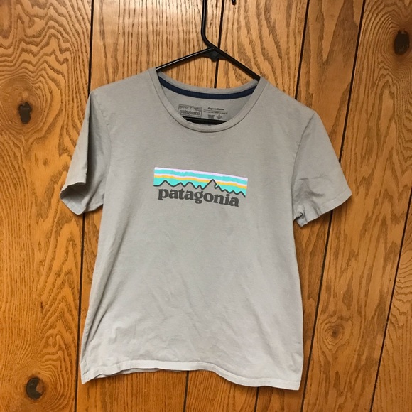 Women's Patagonia Regular Fit Organic Cotton S Shirt - Picture 2 of 10